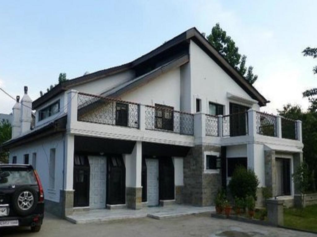 Jeelani Guest House Srīnagar Kültér fotó